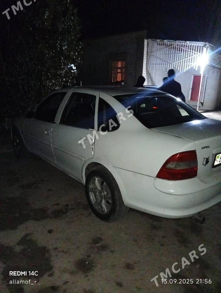 Opel Vectra 1997 - 50 000 TMT - Губадаг - img 7