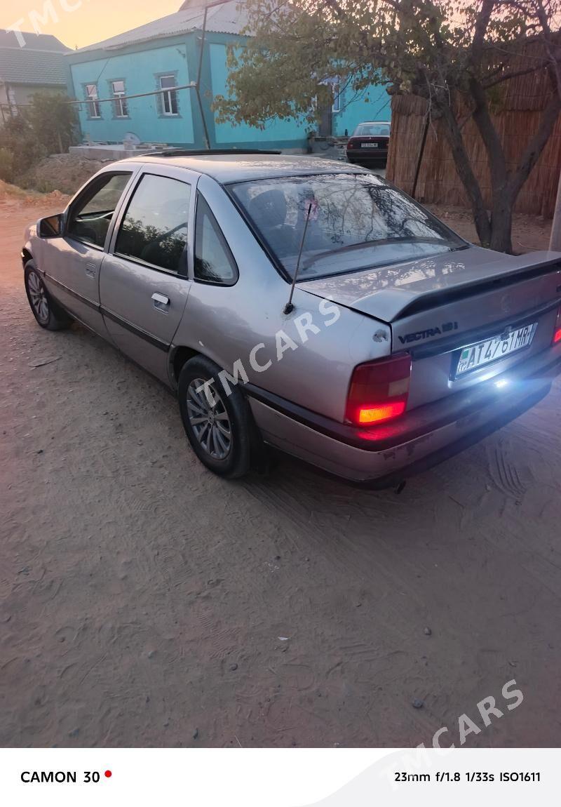Opel Vectra 1991 - 25 000 TMT - Mary - img 3