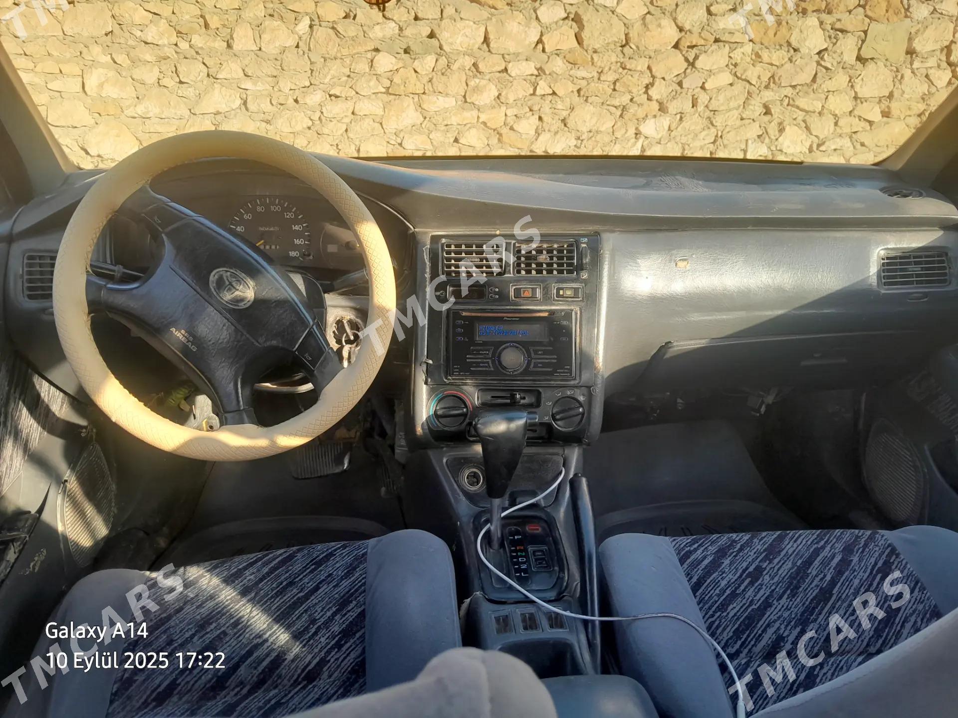 Toyota Corona 1995 - 60 000 TMT - Kerki - img 6