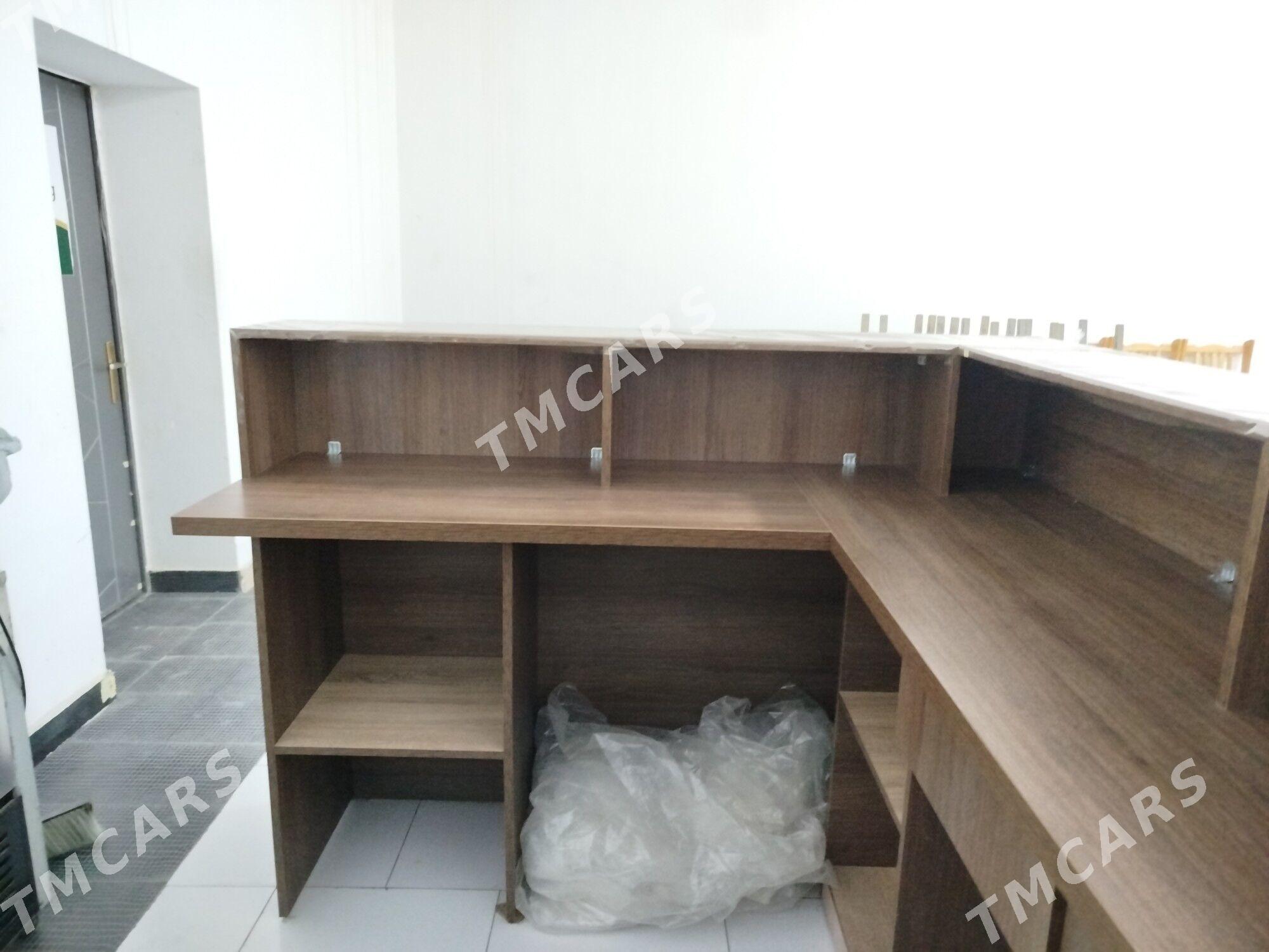 Barnyý stol - Векильбазар - img 1