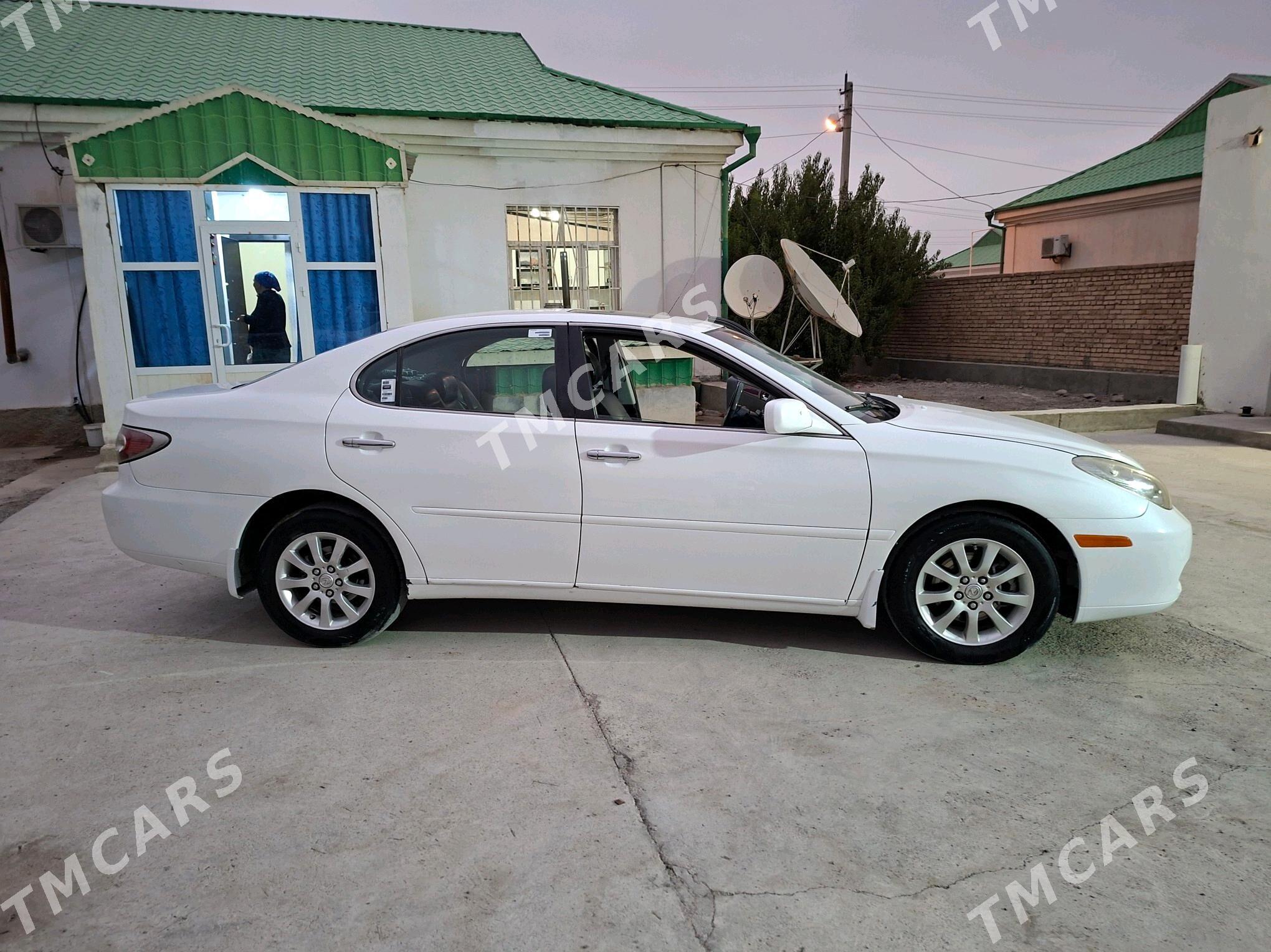 Lexus ES 300 2003 - 170 000 TMT - Ашхабад - img 8