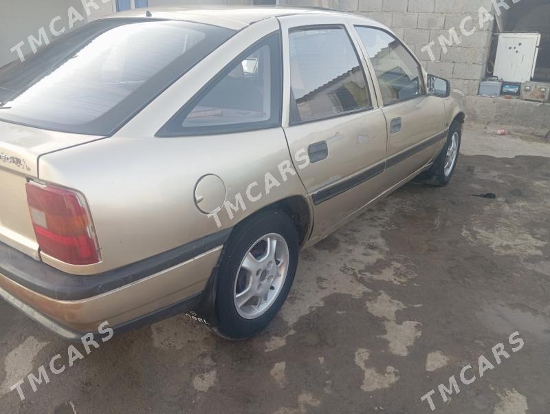 Opel Vectra 1990 - 19 000 TMT - Magtymguly - img 2