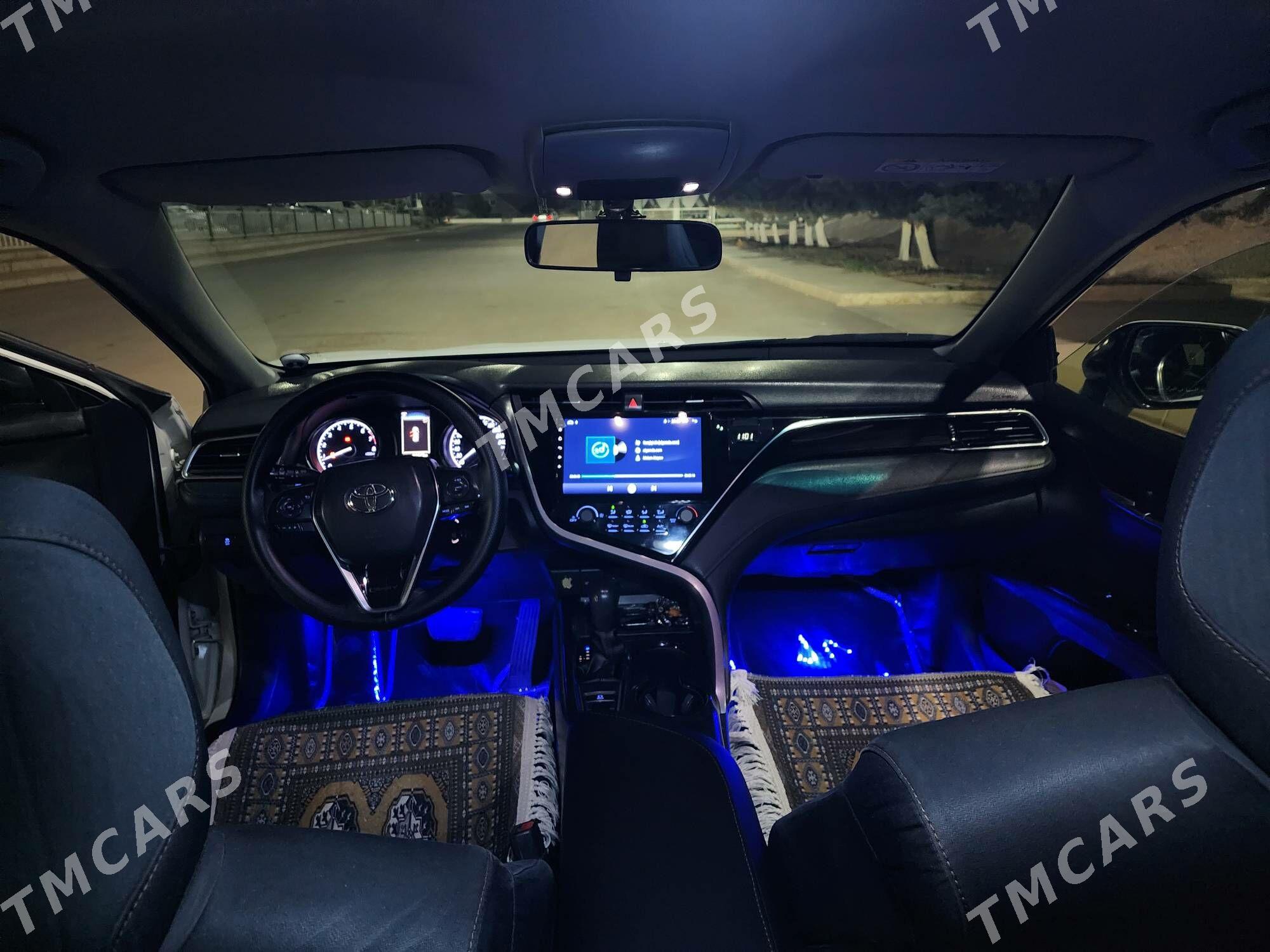 Toyota Camry 2018 - 295 000 TMT - Ашхабад - img 3