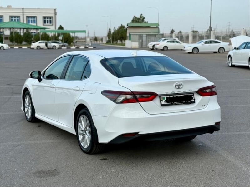 Toyota Camry 2022 - 335 000 TMT - "Altyn Asyr" Gündogar bazary (Jygyllyk) - img 8