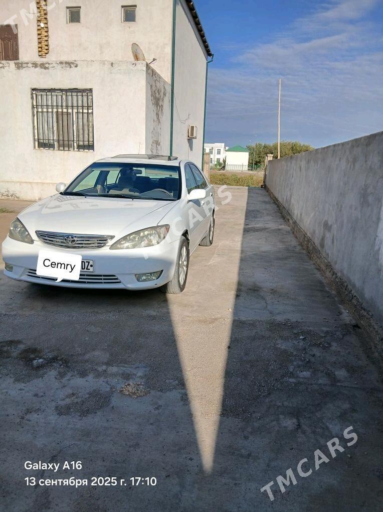Toyota Camry 2005 - 195 000 TMT - Дашогуз - img 8