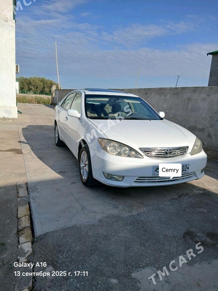 Toyota Camry 2005 - 195 000 TMT - Дашогуз - img 9