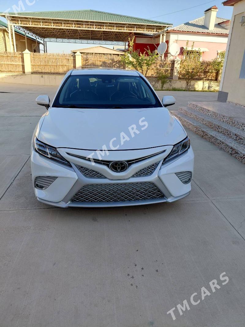 Toyota Camry 2020 - 315 000 TMT - Ашхабад - img 8