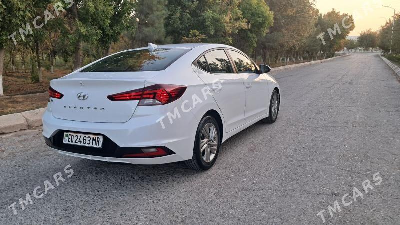 Hyundai Elantra 2020 - 210 000 TMT - Мары - img 3