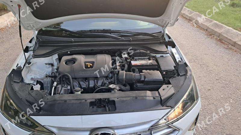 Hyundai Elantra 2020 - 210 000 TMT - Мары - img 4