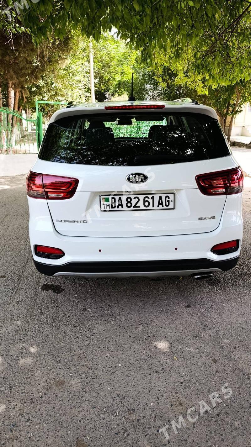 Kia Sorento 2019 - 340 000 TMT - Ашхабад - img 2