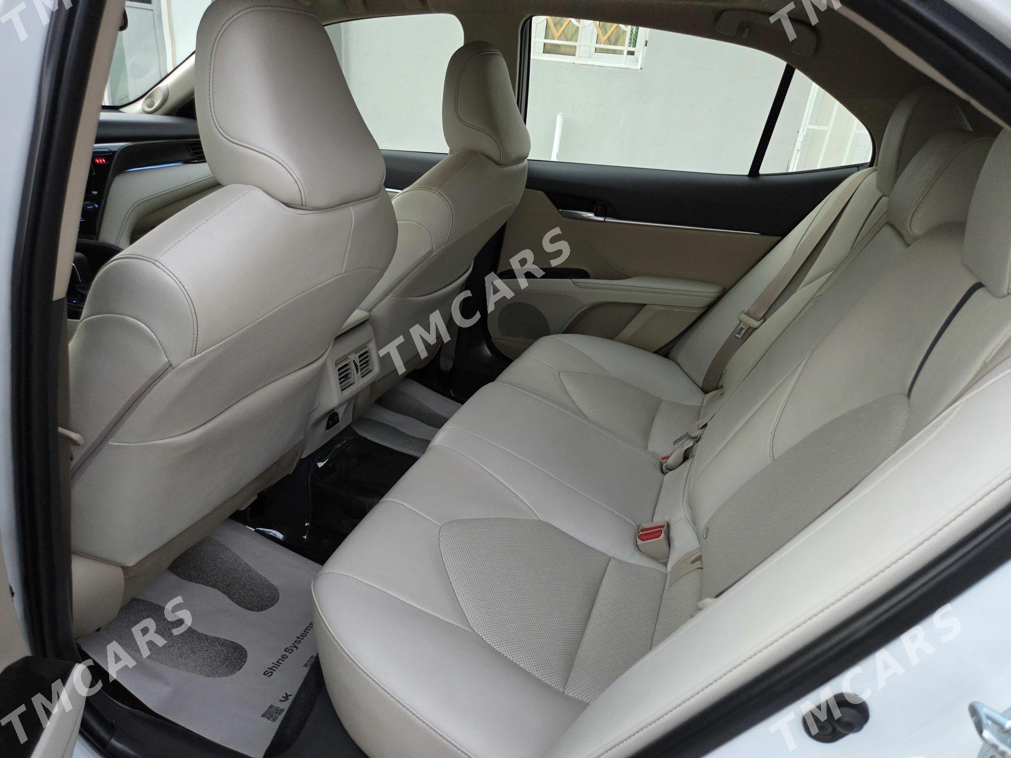 Toyota Camry 2021 - 590 000 TMT - Aşgabat - img 7