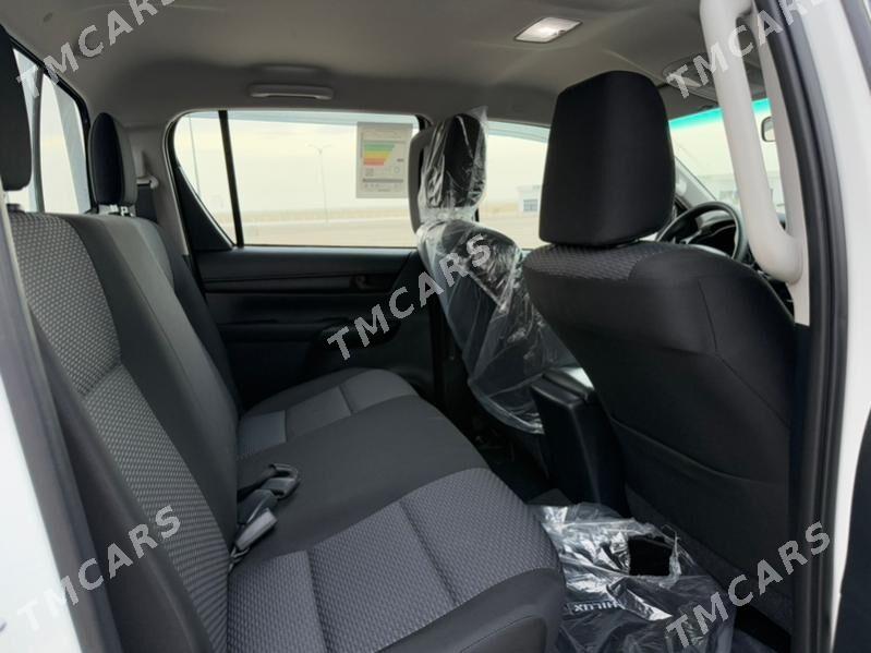Toyota Hilux 2025 - 695 000 TMT - Ашхабад - img 7