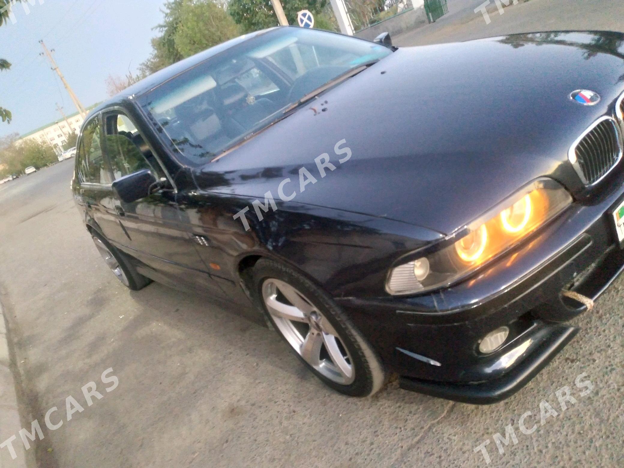 BMW E39 2002 - 139 000 TMT - Дашогуз - img 4