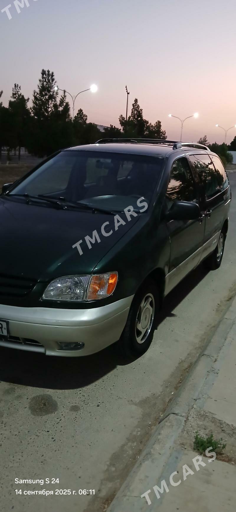 Toyota Sienna 2002 - 138 000 TMT - Мары - img 2