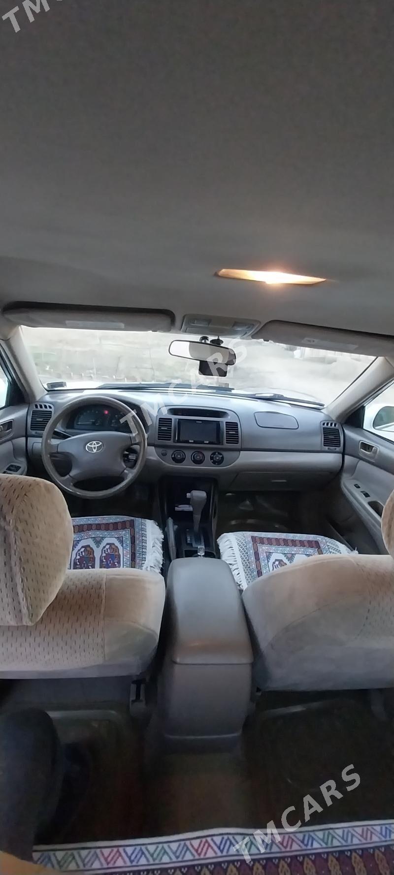 Toyota Camry 2002 - 150 000 TMT - Mary - img 3