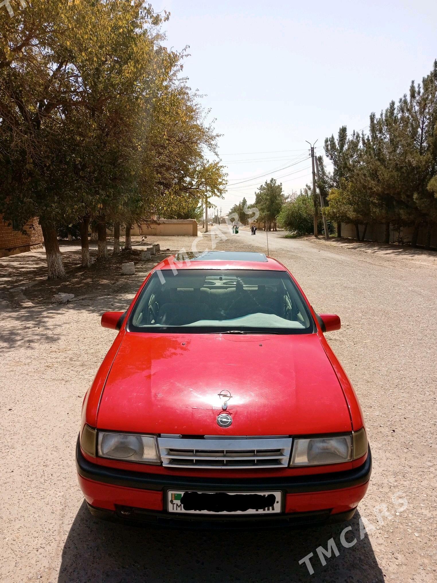 Opel Vectra 1992 - 18 000 TMT - Mary - img 2