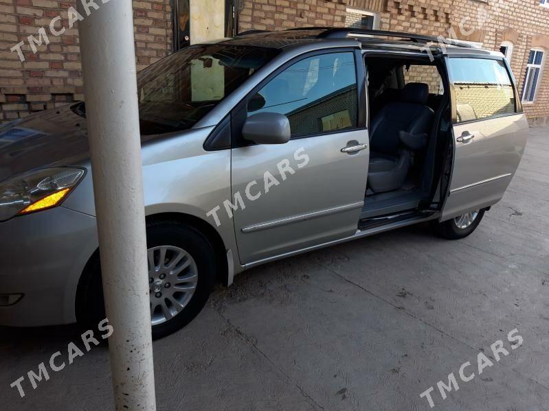 Toyota Sienna 2008 - 230 000 TMT - Tejen - img 4