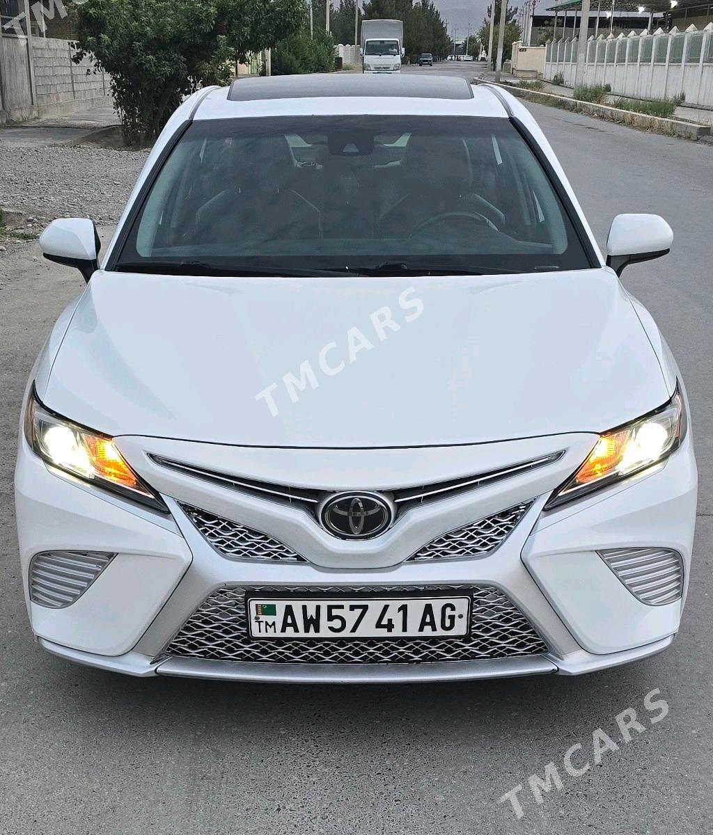 Toyota Camry 2019 - 340 000 TMT - Büzmeýin - img 4