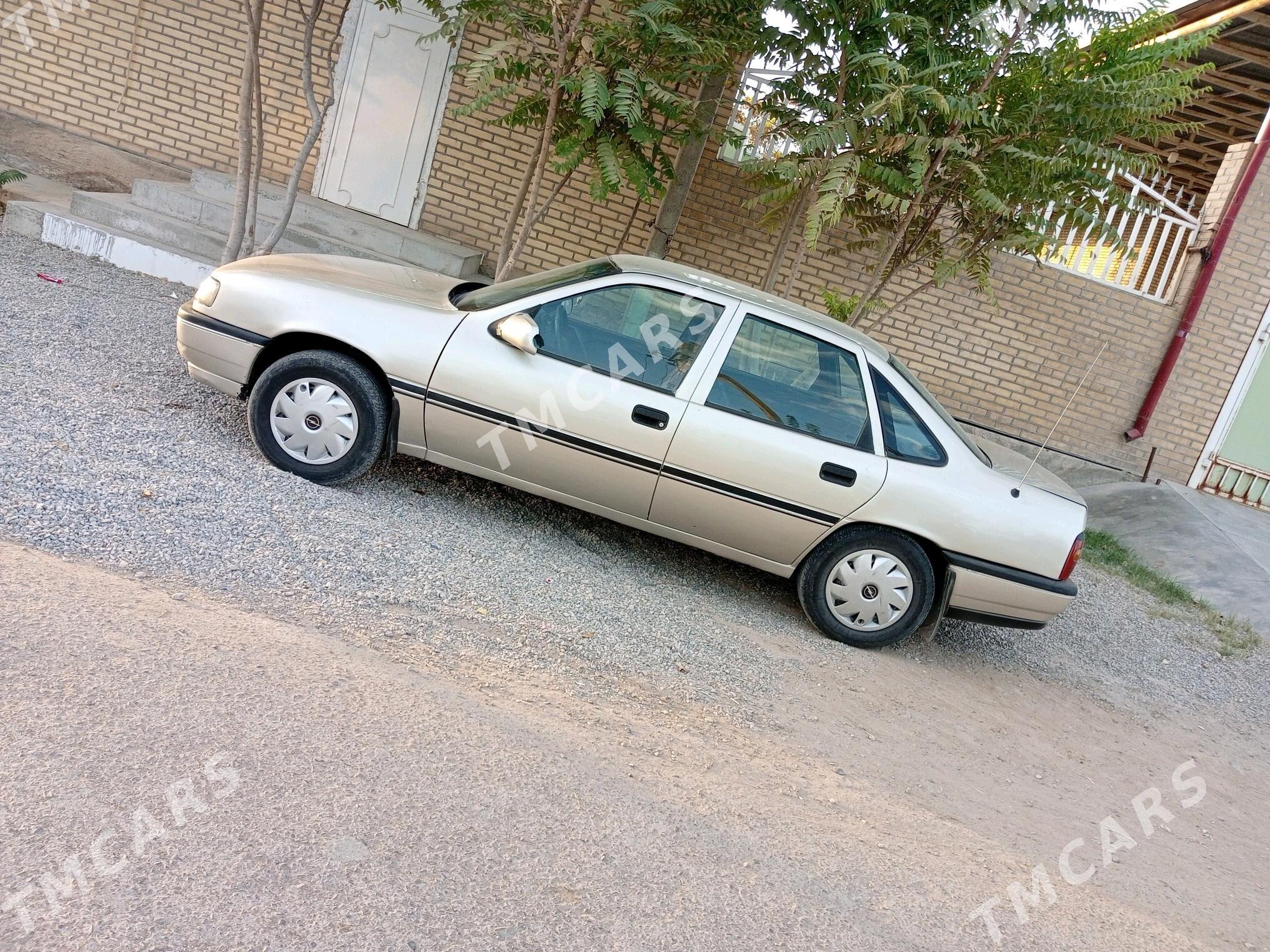 Opel Vectra 1992 - 21 000 TMT - Mary - img 2