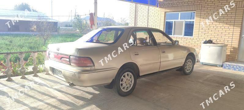 Toyota Camry 1993 - 40 000 TMT - Мургап - img 4