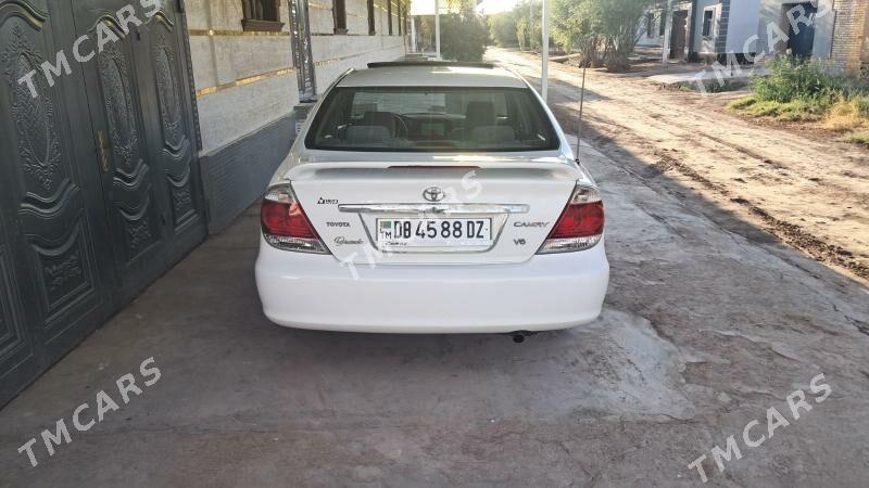 Toyota Camry 2005 - 170 000 TMT - Köneürgenç - img 3