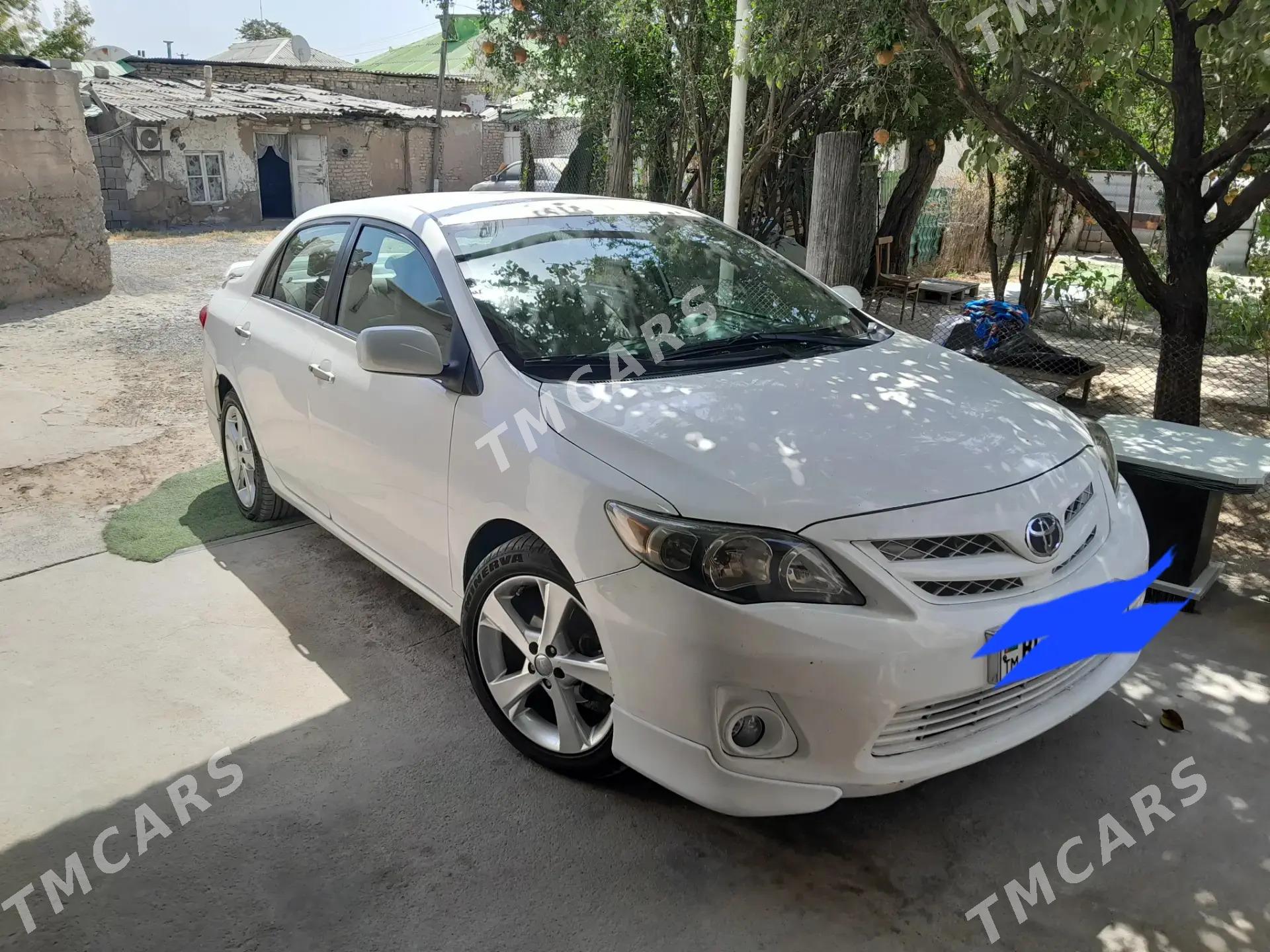 Toyota Corolla 2011 - 147 000 TMT - Ашхабад - img 2