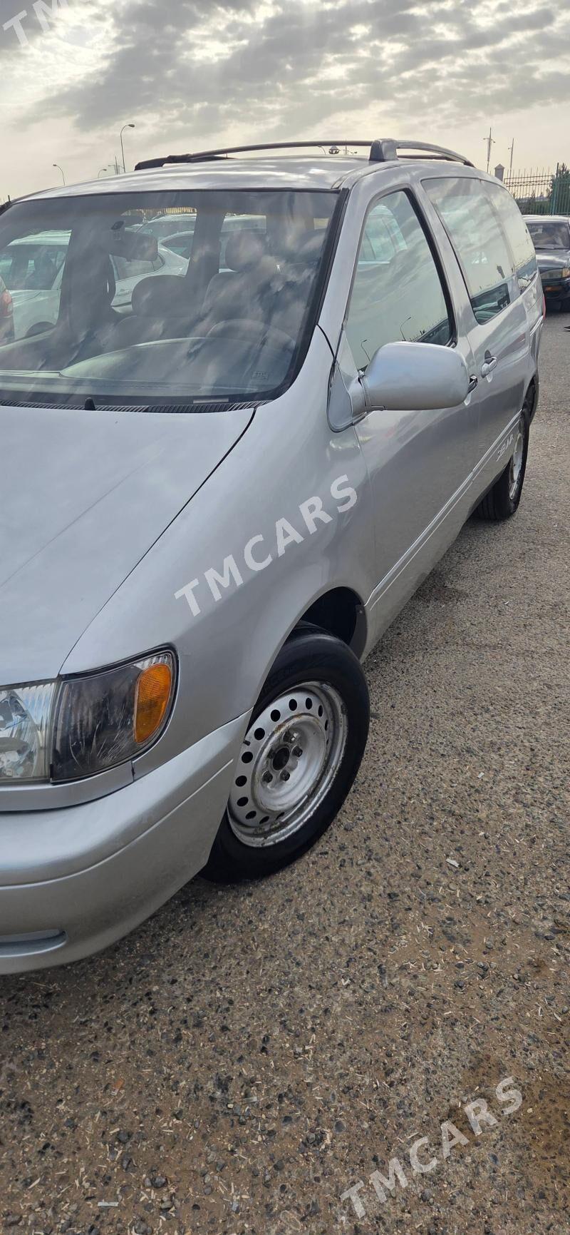 Toyota Sienna 2003 - 135 000 TMT - Мары - img 2