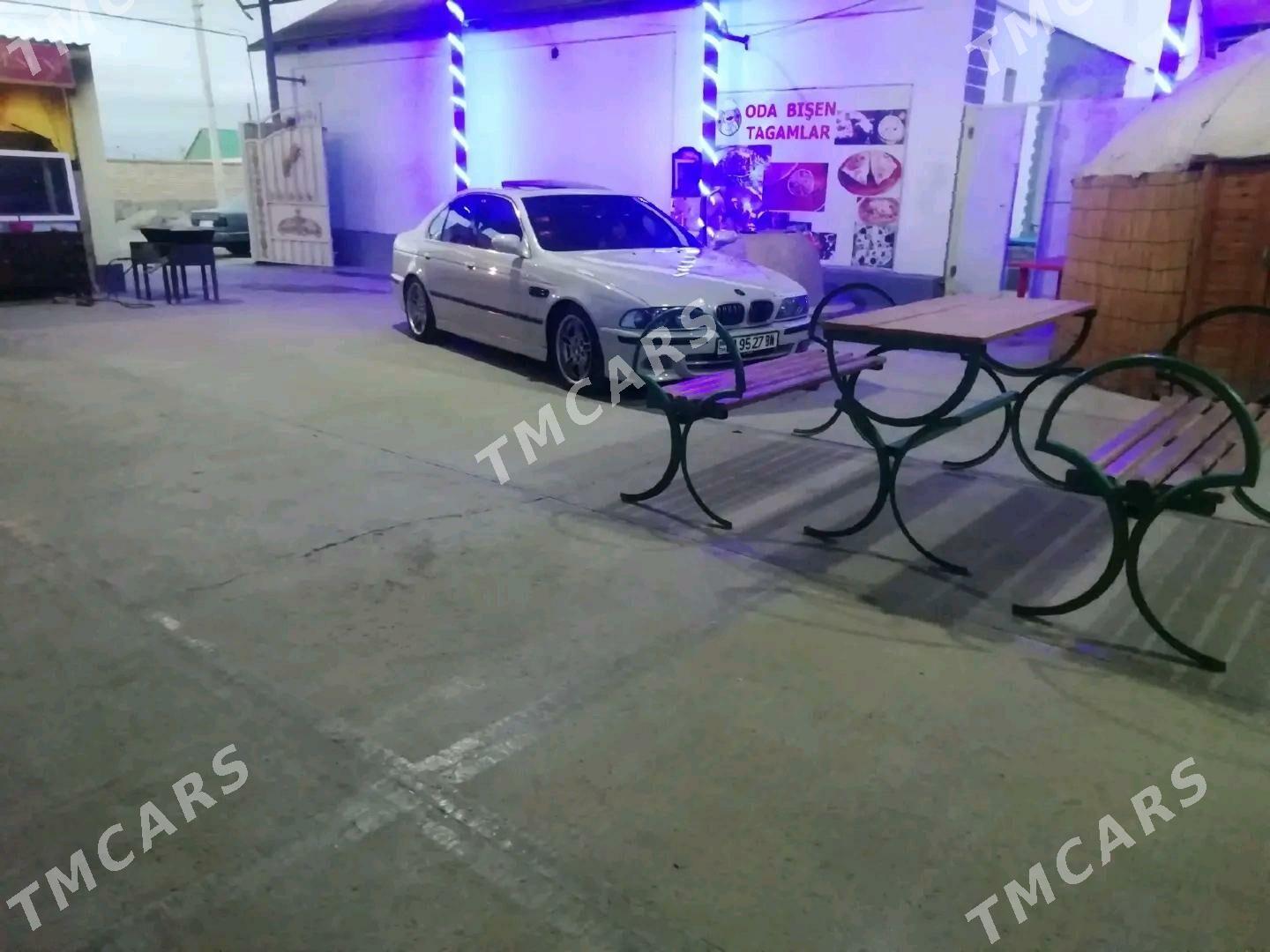 BMW 5 Series 2002 - 150 000 TMT - Türkmenbaşy - img 6