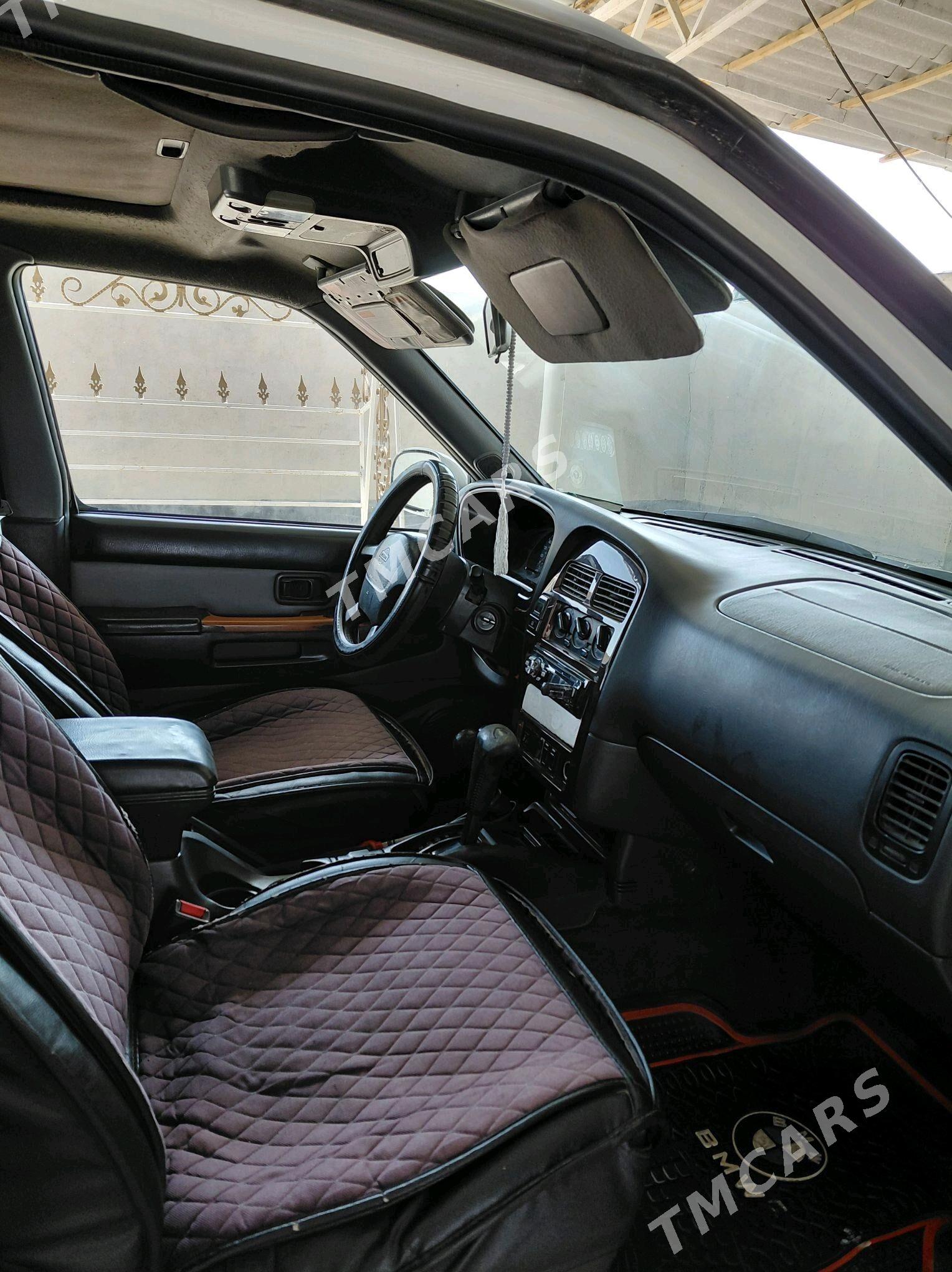 Nissan Pathfinder 1997 - 80 000 TMT - Bäherden - img 4