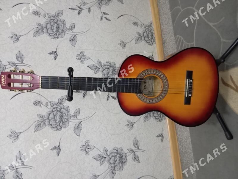 Gitara patstafkasy bilen - Türkmenbaşy - img 1