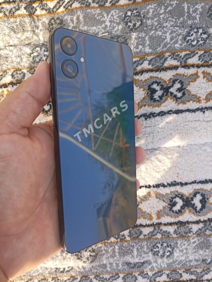 Samsung A05  4/64 gb - Мары - img 1