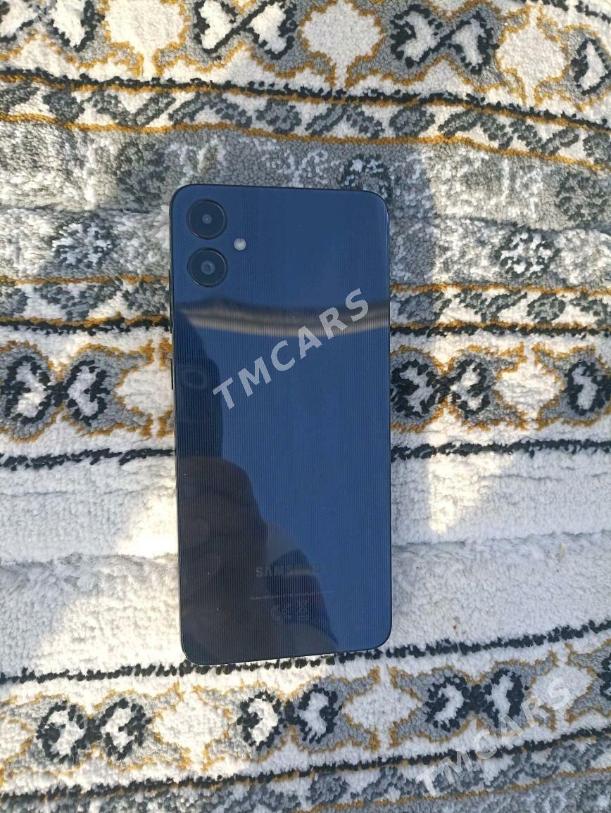 Samsung A05  4/64 gb - Мары - img 3