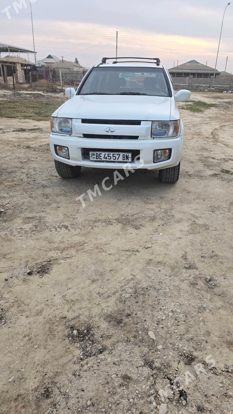 Infiniti QX4 2001 - 80 000 TMT - Etrek - img 5
