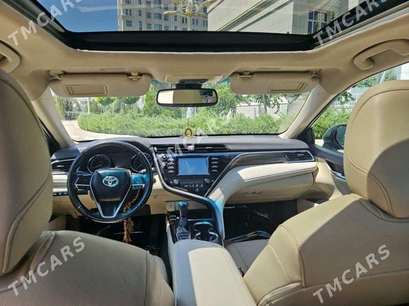 Toyota Camry 2019 - 350 000 TMT - Кëши - img 1