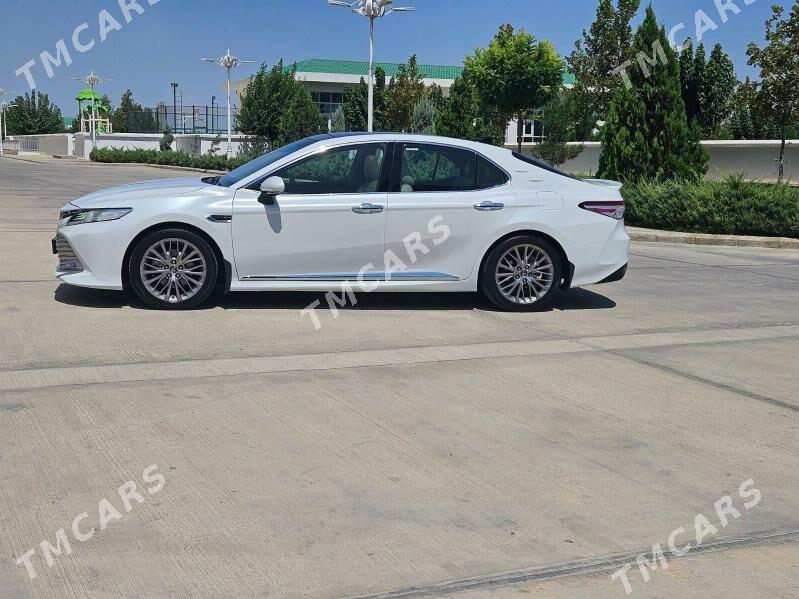 Toyota Camry 2019 - 350 000 TMT - Кëши - img 2