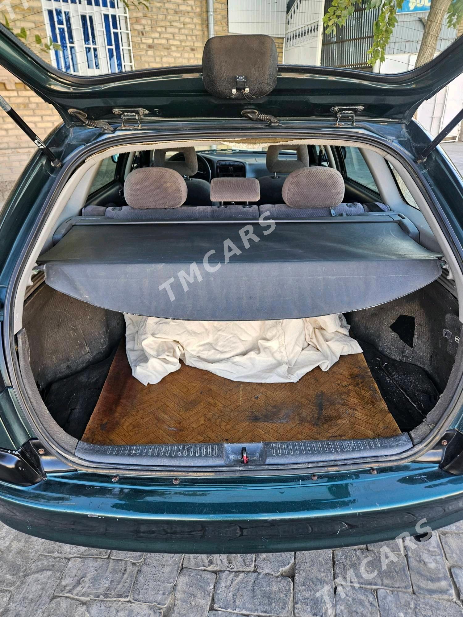 Toyota Avensis 1999 - 110 000 TMT - Байрамали - img 8