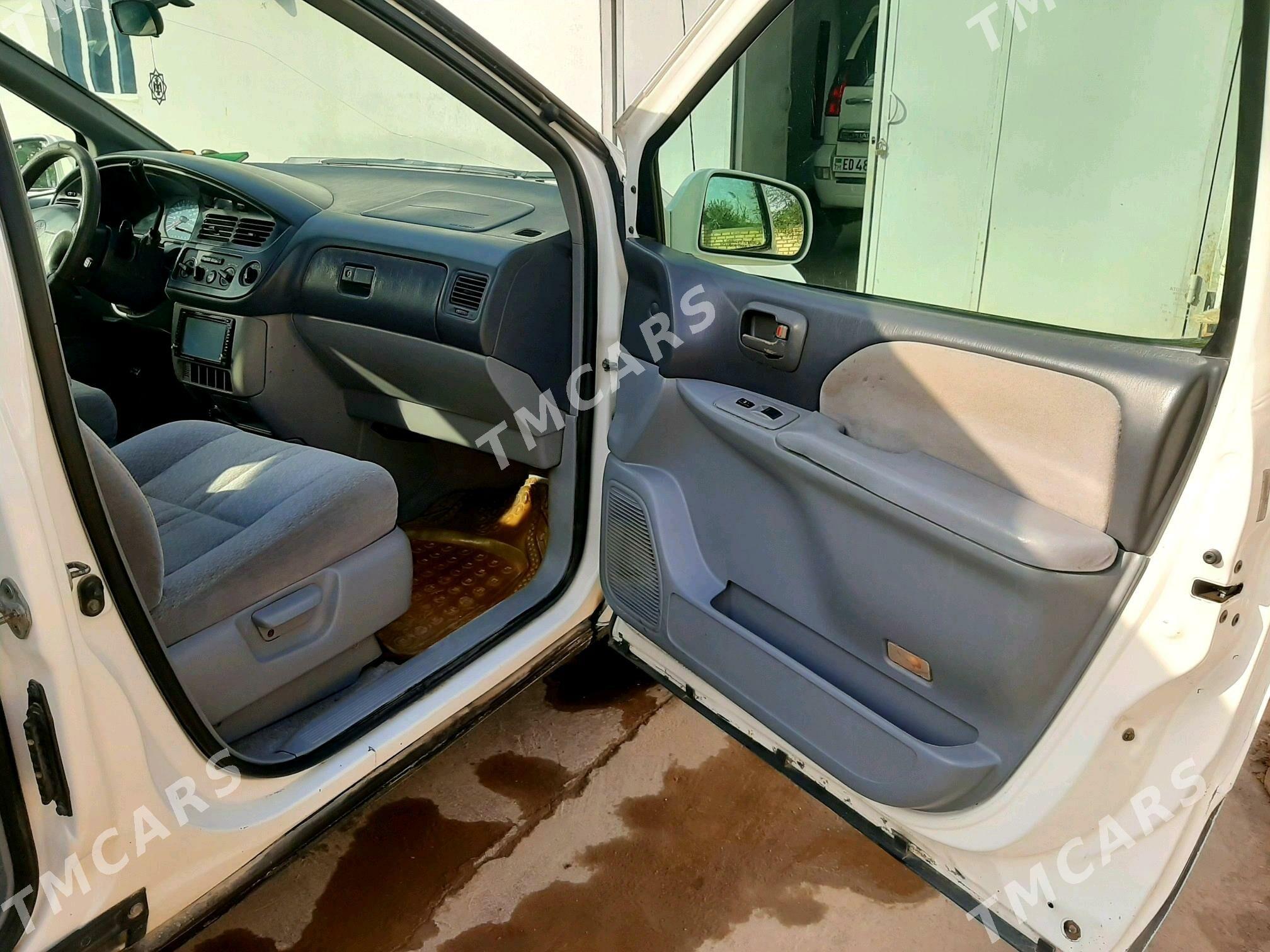 Toyota Sienna 2001 - 200 000 TMT - Ходжамбаз - img 6