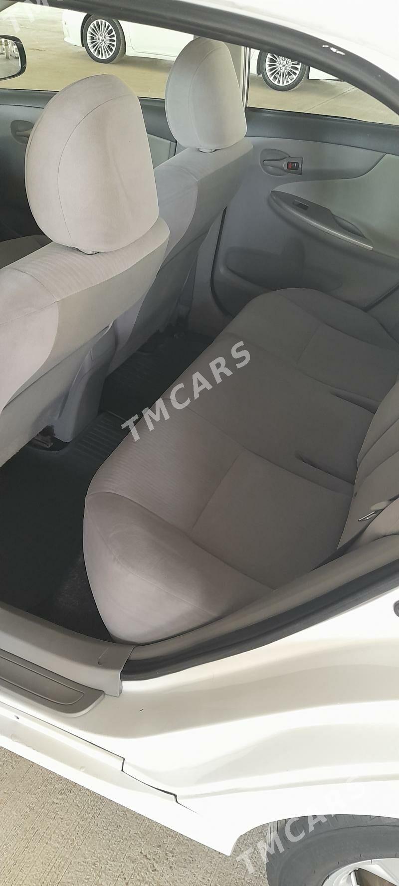 Toyota Corolla 2010 - 132 000 TMT - Ашхабад - img 5