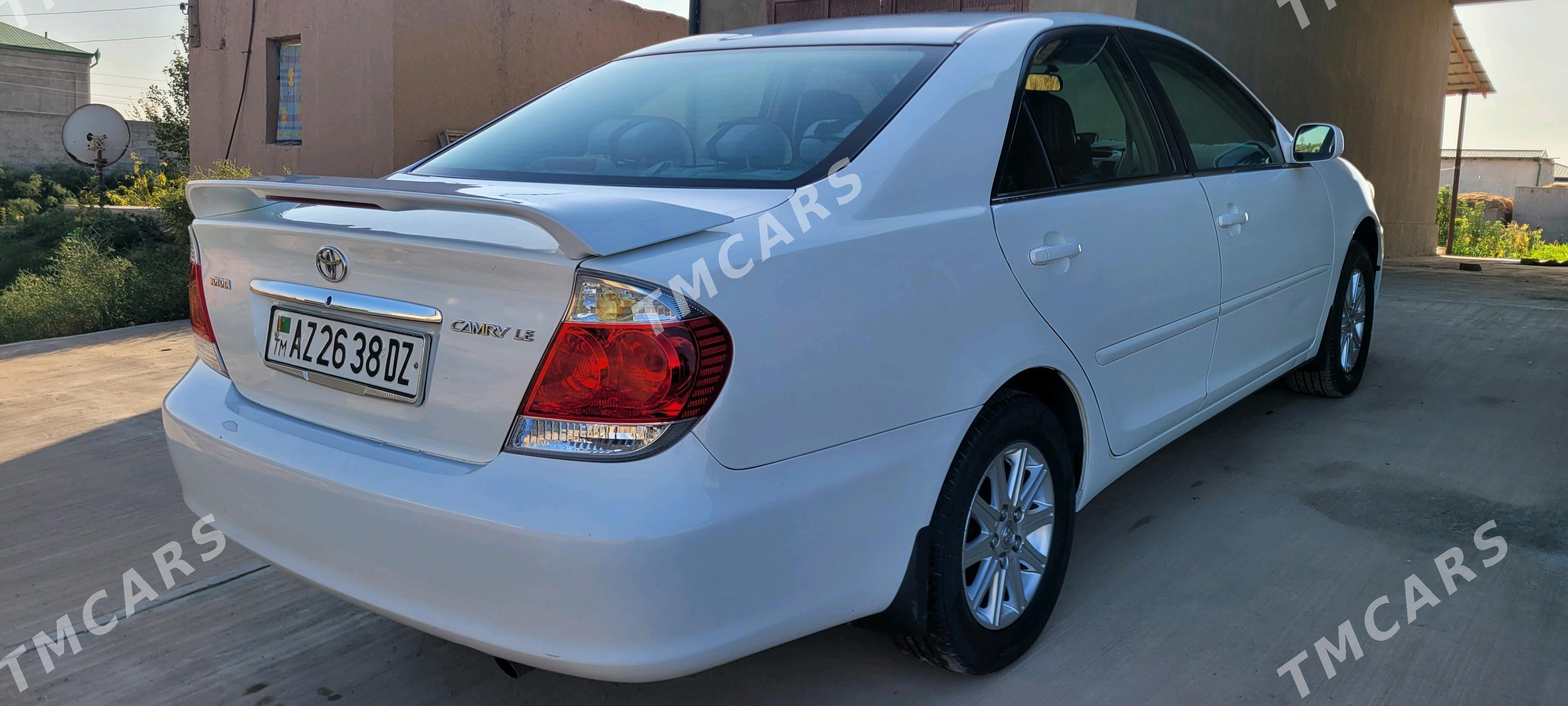 Toyota Camry 2005 - 170 000 TMT - Дашогуз - img 4