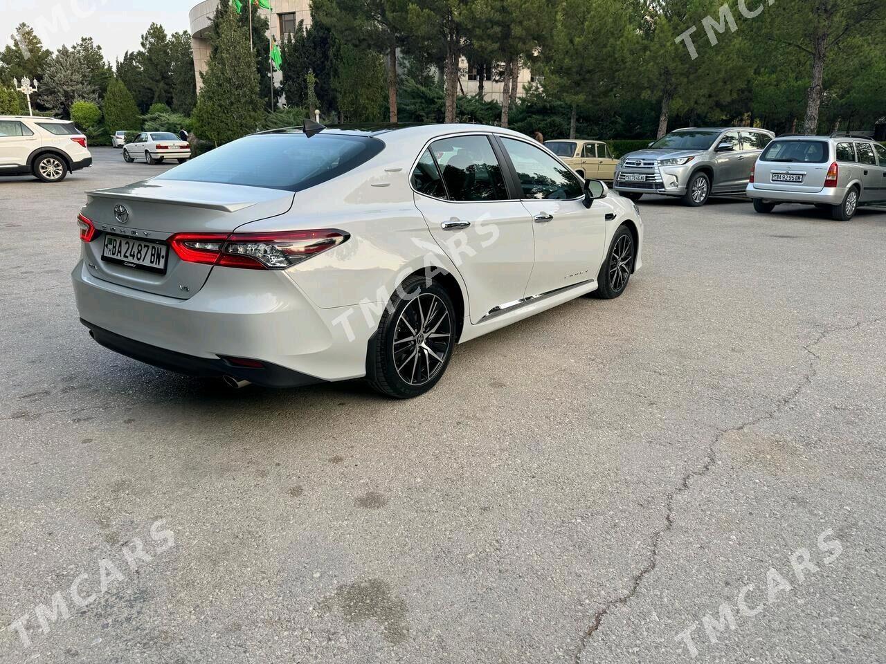 Toyota Camry 2023 - 335 000 TMT - Балканабат - img 2
