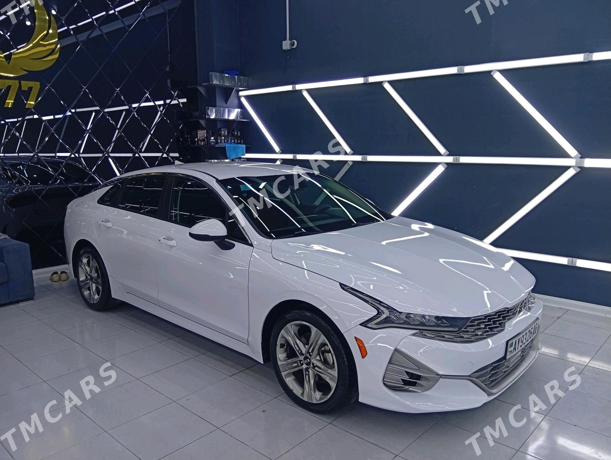Kia K5 2021 - 275 000 TMT - Podwoýski köç. (Bitarap Türkmenistan şaýoly) - img 3