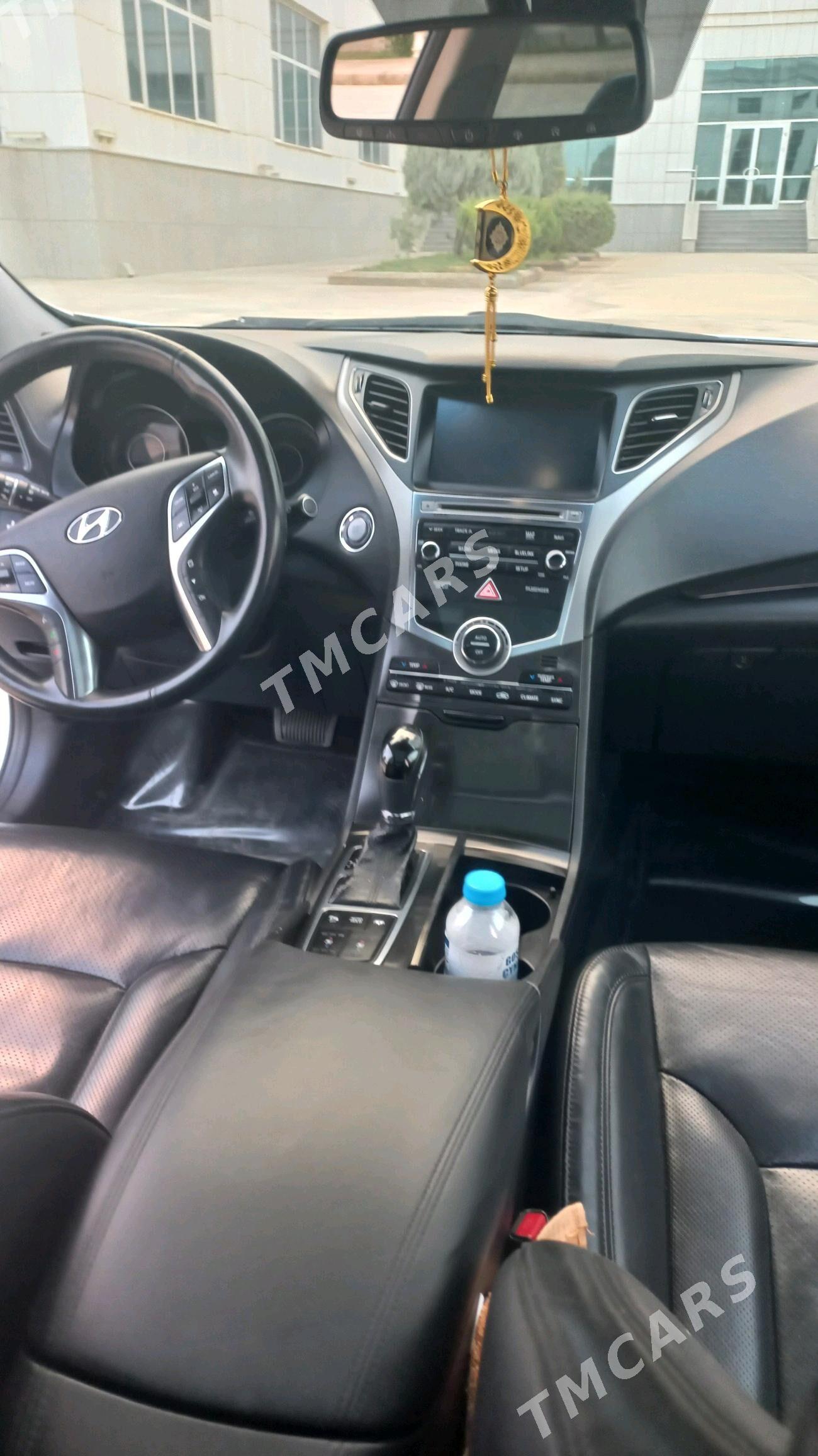 Hyundai Azera 2016 - 265 000 TMT - Aşgabat - img 8