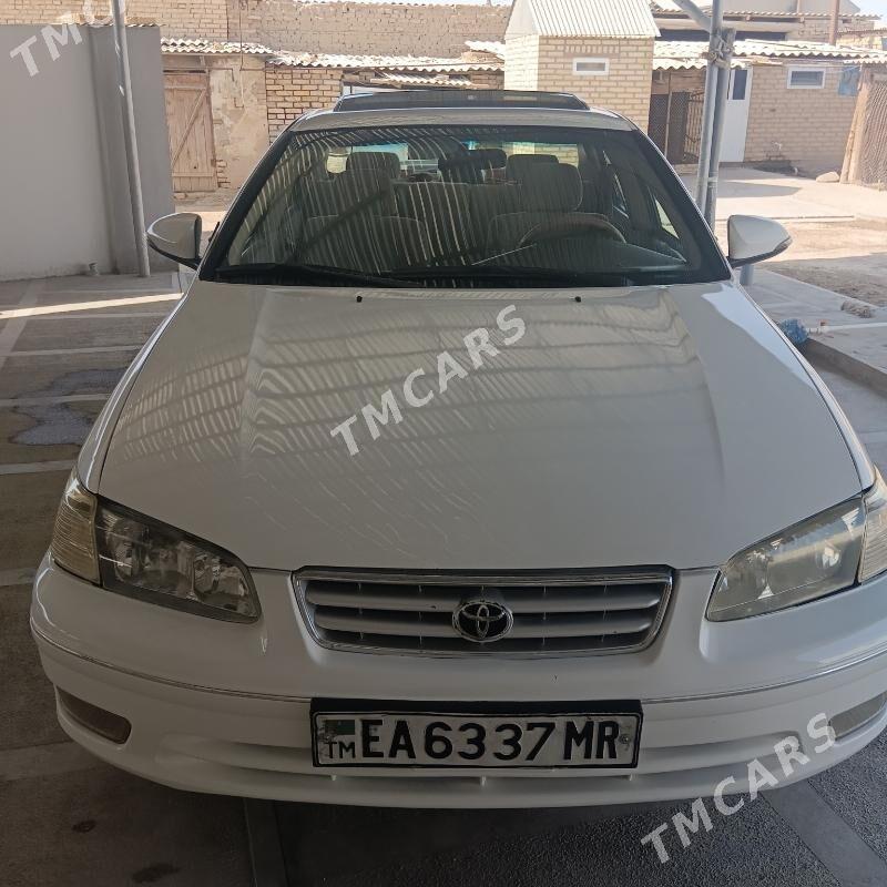 Toyota Camry 1999 - 125 000 TMT - Мары - img 3