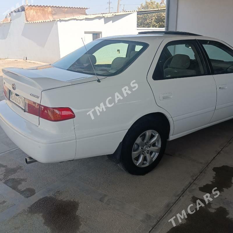Toyota Camry 1999 - 125 000 TMT - Мары - img 4