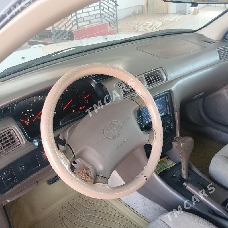 Toyota Camry 1999 - 125 000 TMT - Мары - img 6