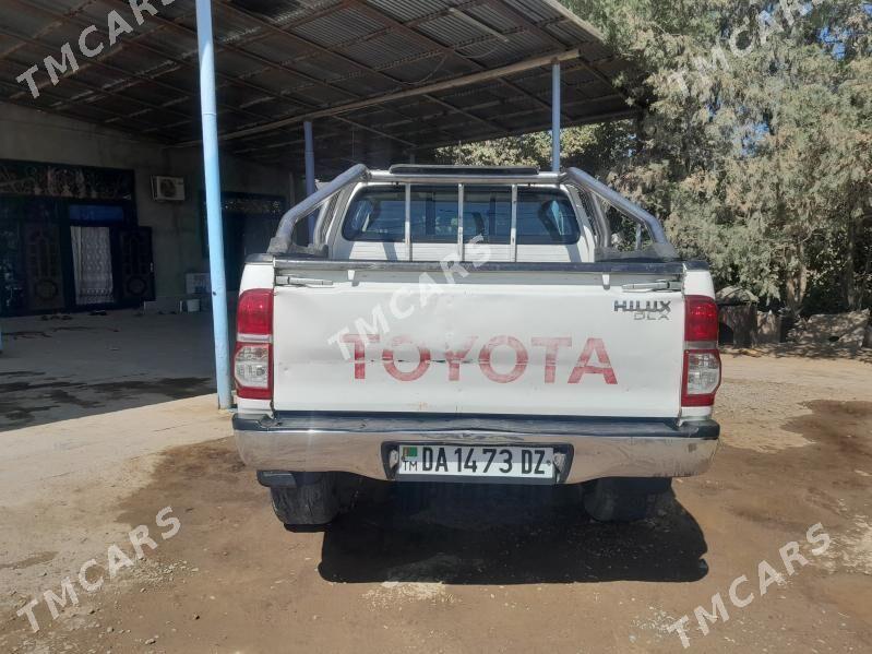 Toyota Hilux 2012 - 280 000 TMT - Гурбансолтан Едже - img 5