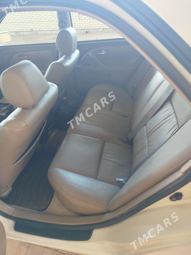 Toyota Camry 2001 - 220 000 TMT - Mary - img 4