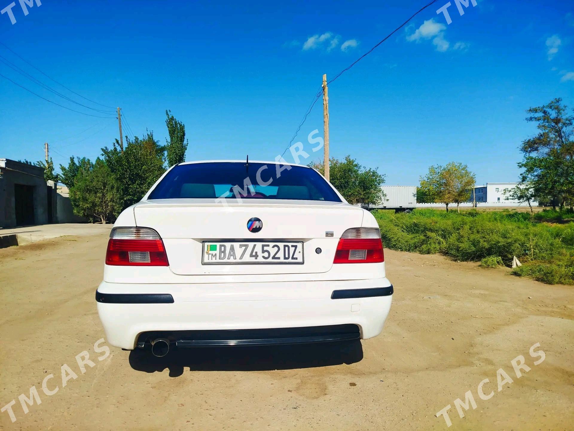 BMW E39 2001 - 140 000 TMT - Gurbansoltan Eje - img 7