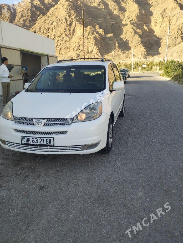 Toyota Sienna 2004 - 185 000 TMT - Balkanabat - img 2