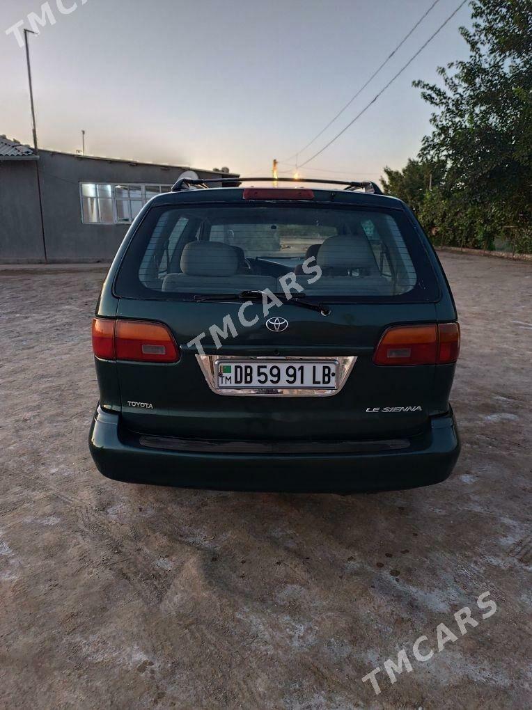 Toyota Sienna 1999 - 150 000 TMT - Köýtendag - img 4